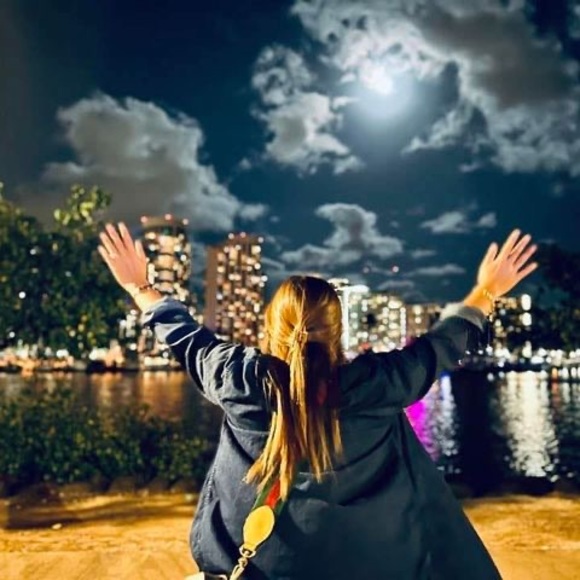 Meet your Posher, Anne - Picture 1 of 1